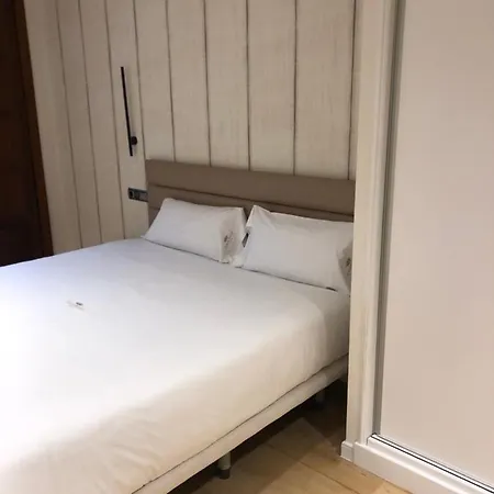 Luxury With Jacuzzi Apartmán