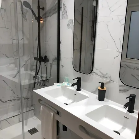 Apartmán Luxury With Jacuzzi *