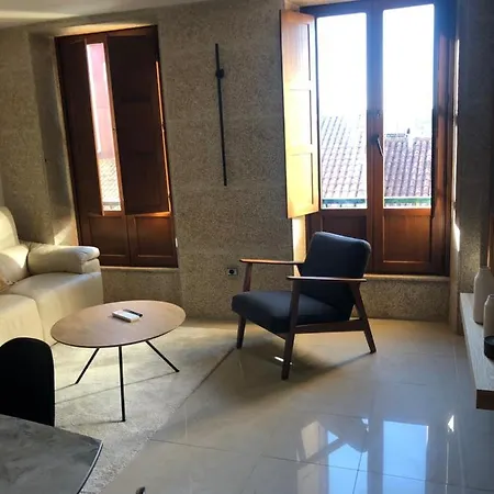 Apartmán Luxury With Jacuzzi *