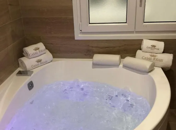 アパート Luxury With Jacuzzi *