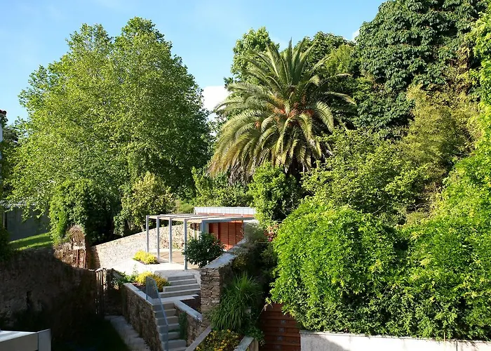 Luxury With Jacuzzi サンティアゴ・デ・コンポステーラ